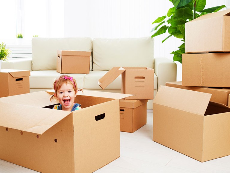 mgr-real-estate-moving-with-children